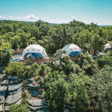 Les Domes Des Gorges Hotell Ruoms Exteriör bild