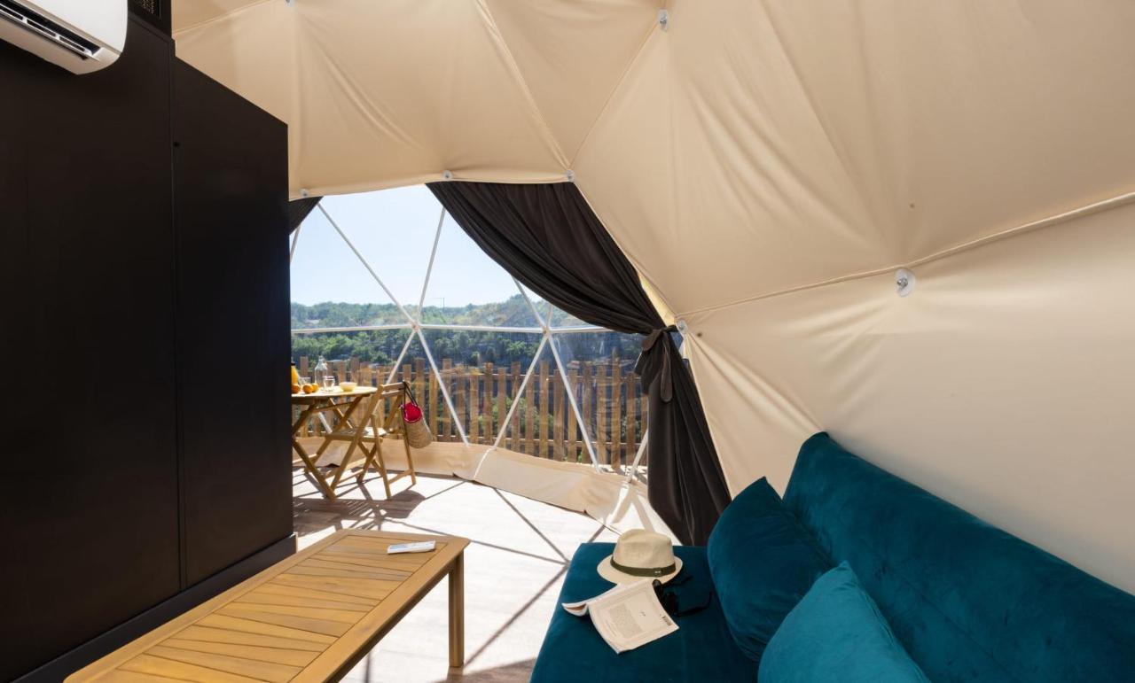 Les Domes Des Gorges Hotell Ruoms Exteriör bild